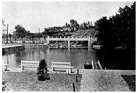 中の島へ移転した北海道鮭鱒孵化場本場の池