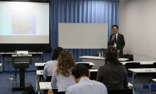 第47回科学シンポジウム日本部会長の挨拶の様子